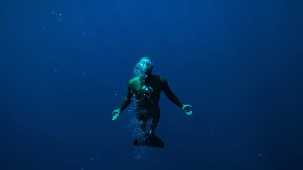 รีวิวหนัง Freediver (2024) ดำดิ่งทะลุขีดจำกัด